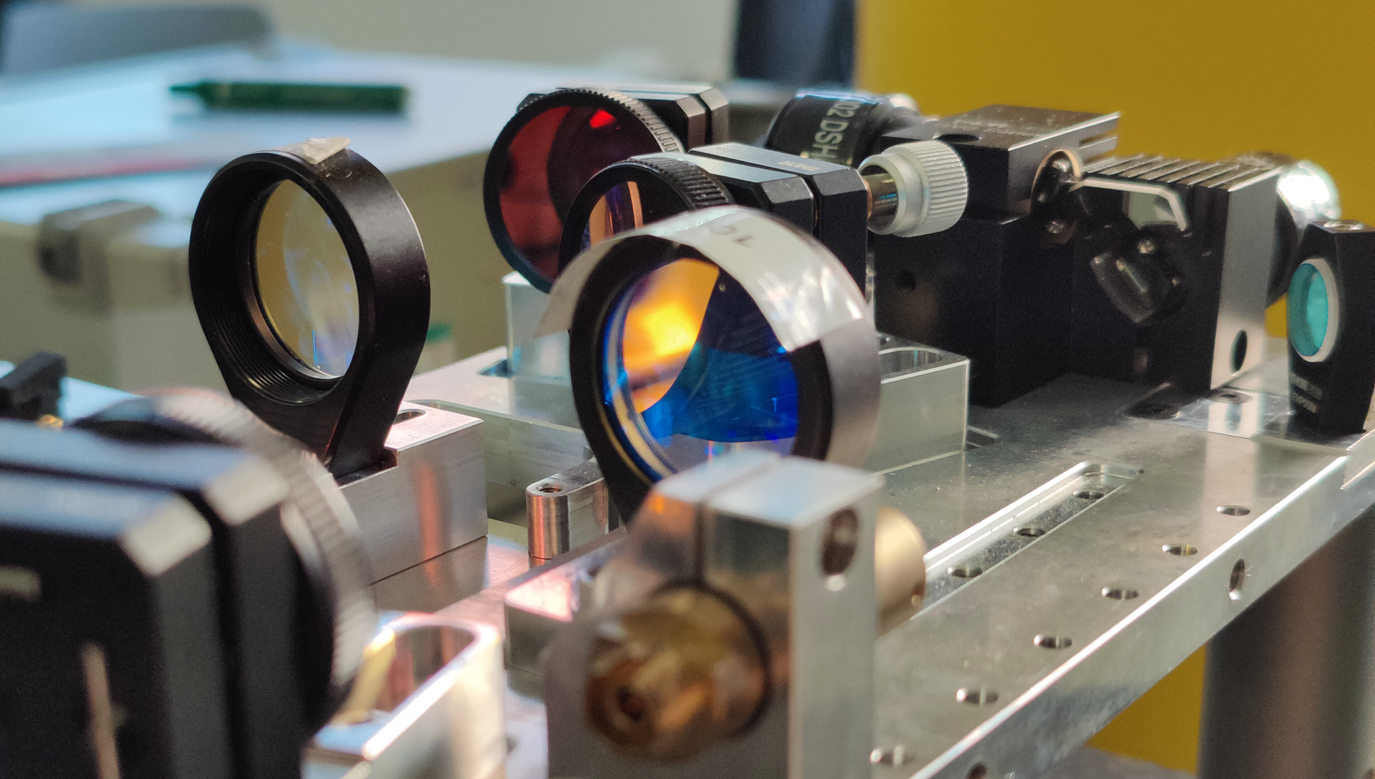 OCT sensor to monitor industrial processes